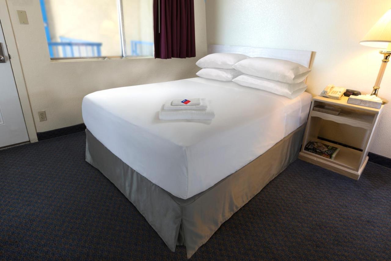 Americas Best Value Inn & Suites Forsyth Luaran gambar
